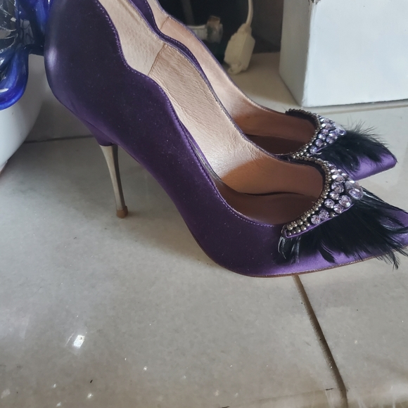 ABS Allen Schwartz -Purple satin, feather and jewel detail with two tone heel - Picture 2 of 3